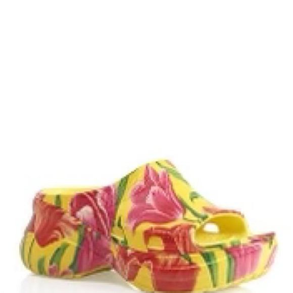 Vibrant and comfortable! Worn once !!! Just like new! - Picture 4 of 4